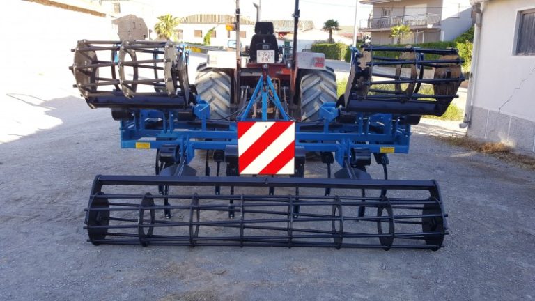 vibrocultivador-3-hileras-22-brazos-1-2017-04-16-16-04-45
